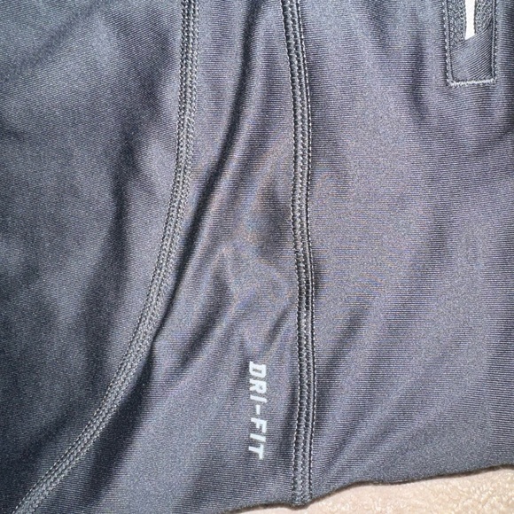 Nike women’s Dri-Fit capri running pants M - Picture 7 of 7